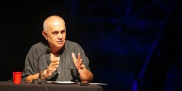 Artan Fuga: Mjaft me krenaritë mbi shpëtimin e hebrenjve