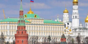 Atentati kundër gjeneralit të lartë rus, reagon Kremlini: Masat e sigurisë janë forcuar dhe hetimet për identifikimin e autorit vazhdojnë.