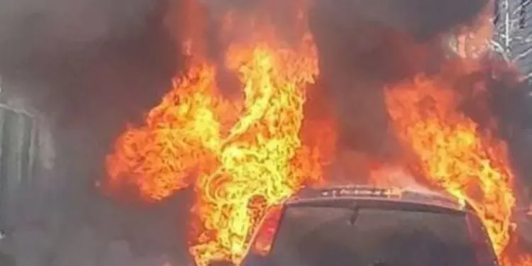 Automjetet e një biznesmeni në Ksamil pësojnë zjarr gjatë natës, dyshohet për veprim të qëllimshëm, pas konflikteve të mëparshme...