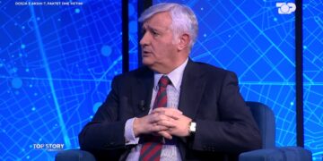Avokati Haxhia tregon në “Top Story”: A përbën grup kriminal komunikimi i Agasit me prokurorët e SPAK?