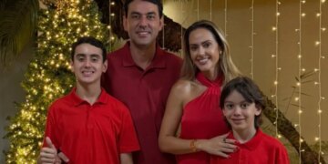 "Babi i donte shumë" / 40-vjeçari vret dy fëmijët e mitur dhe më pas i jep fund jetës, pas publikimit të një videoje me gruan duke u puthur me një tjetër.