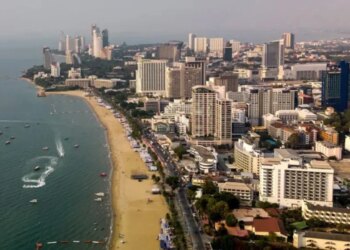 Bashkëthemeluesi i ASOS humb jetën pas një rënie nga një pallat në Tajlandë.