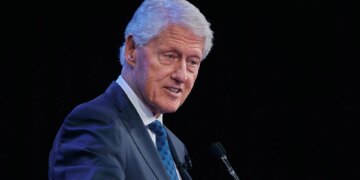Bill Clinton para ligjvënësve amerikanë për çështjen Epstein: "Nuk kam parë dhe nuk kam bërë asgjë të pahijshme"