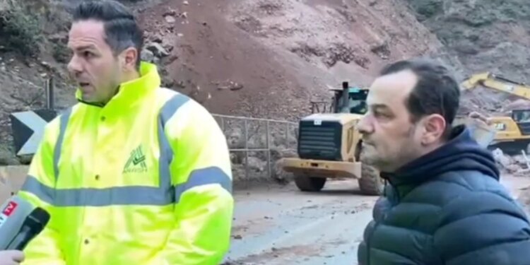 Bllokimi i Qafë-Thanës, deklaratë nga drejtori i ARRSH: Shembja është një fenomen natyror, mali është i mbingopur nga uji.