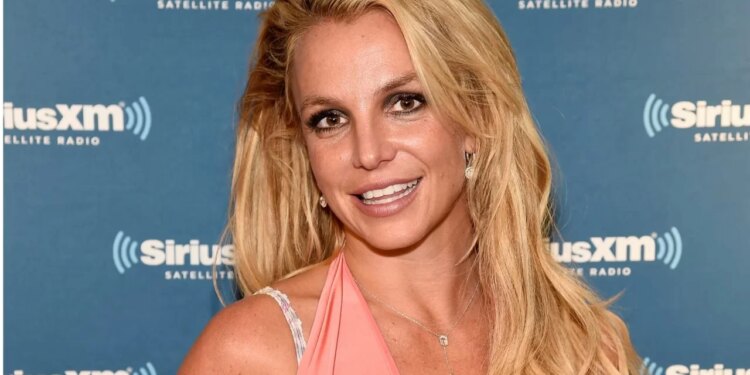 Britney Spears arrin një marrëveshje historike duke shitur katalogun e saj të këngëve kompanisë së njohur