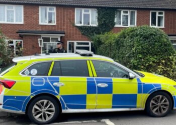 “Burri më detyroi të gënjeja”, shqiptarja shmang depërtimin nga Mbretëria e Bashkuar.