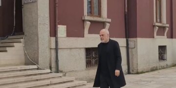 Debati i Ramës me banorët e prekur nga projekti TID: 'Nëse largohem, ju mbeteni pa fitime'