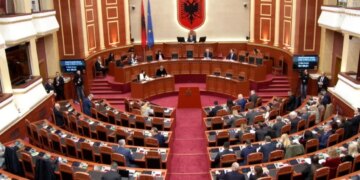 “Dokumentet e SPAK për Ballukun janë kyçur”, Peleshi i përgjigjet Shehut: Ju po kërkoni të rrisni klikimet, por ekziston një urdhër për të mos i publikuar ato.