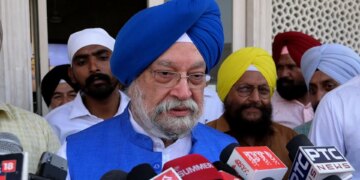 Dosja Epstein: Publikohen e-mailet e ministrit indian me pedofilin amerikan - "E kam takuar 3 ose 4 herë, nuk e dija se..."