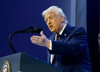 Dosja Epstein publikohet, Trump reagon për herë të parë: Dokumentet e reja më lini të pafajshëm.