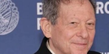 Emri i tij u zbulua në dokumentet e reja të çështjes Epstein, ndërsa biznesmeni i njohur amerikan jep dorëheqjen nga posti i kryetarit ekzekutiv të Hyatt.