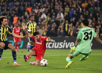 Europa League: Nottingham shkatërron Fenerbahçen në Stamboll, hap i gabuar për Arbër Hoxhën dhe Dinamon e Zagrebit në shtëpi.