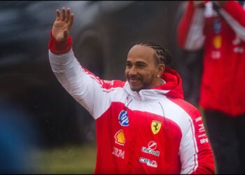 Formula 1/Ferrari, Hamilton fillon vitin 2026 me një ndryshim; ndahet nga menaxheri Hynes.