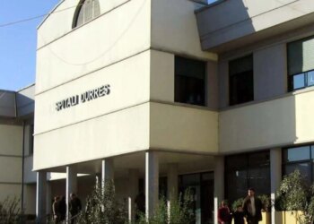 Foshnja vdiq pas lindjes në Durrës/ Detajet zbardhen, fetusi kishte probleme me rrahjet e zemrës dhe mjeku…