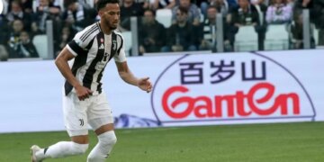 Fyerje raciale për Kelly në platforma sociale: Pranoj kritikat, por jo këtë…