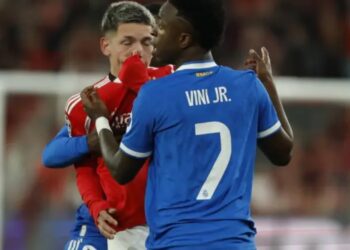 Fyerjet raciste gjatë ndeshjes Benfica-Real Madrid, UEFA fillon një hetim zyrtar/ Mbappe: E dëgjova kur tha 'majmun'