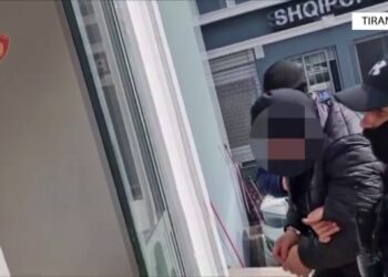 Gjykata e Lartë pezullon ekstradimin drejt Australisë, rikthen për gjykim rastin e një 42-vjeçari shqiptar të akuzuar për trafikimin e mbi 1300 kilogramë drogë.