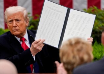 Gjykata e Lartë shpall të paligjshme vendimin, SHBA do të ndalojë mbledhjen e tarifave që nga nesër.