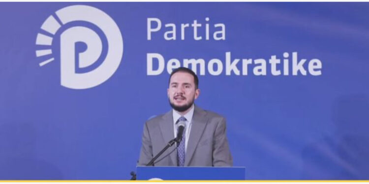 “Ndryshimin nuk e shmangim dot as përballë atyre që PD duan ta mjelin si lopë”/ Salianji: Ne duhet të bëjmë bashkimin për një PD fituese!