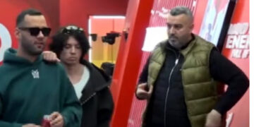 “Ferr do ta bëj shtëpinë, bastard”/ Stenaldo shpërthen keq ndaj Rogertit: I padenjë për