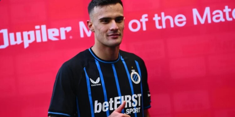 Interi nën kërcënim, klubet angleze konkurrojnë për djalin e fituesit të Tripletës me zikaltrit.