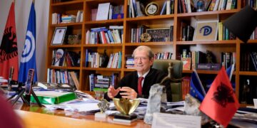 Ish-deputeti emërohet Kryeinspektor i Përgjithshëm, Berisha kritikon ashpër Dash Sulën: Nënkupton se është si haram qumështin e nënës.