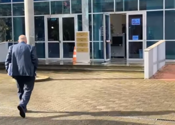 Ish-drejtori i Institucioneve të Ekzekutimit të Vendimeve Penale, Agim Ismaili, paraqitet përpara SPAK-ut.