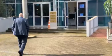 Ish-drejtori i Institucioneve të Ekzekutimit të Vendimeve Penale, Agim Ismaili, paraqitet përpara SPAK-ut.