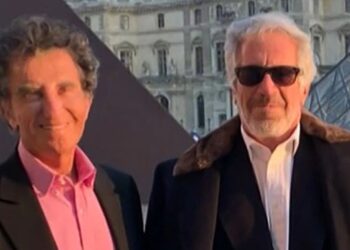 Ish-ministri Jacques Lange jep dorëheqjen si president i institutit arab në Francë, pasi emri i tij përmendet 600 herë në dosjen Epstein.