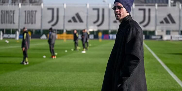 Juventus, Vlahovic rikthehet në fushë, pritet të luajë javën e ardhshme.