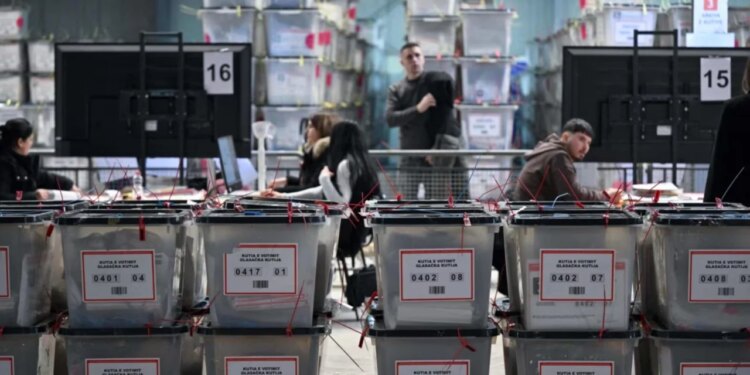 KQZ shpall rezultatin e zgjedhjeve në Kosovë, çfarë ndjek në vazhdim?