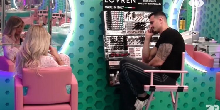 “Kam pasur dëshirë të të shkruaj një herë”, Brikena i thotë Mateos: “Nuk do ta ktheja përgjigjen”.