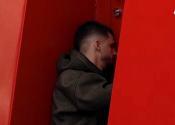 “Kam reflektuar mjaftueshëm për ty”/ ‘Puthje’ mes Gimbos dhe Selinës, banorja: Mos e tepro me shprehjet