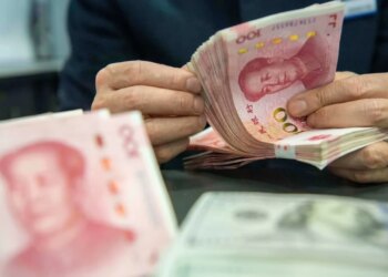 Kina “nuk rri më në hije”: CNN zbulon strategjinë për të sfiduar dominimin e dollarit.