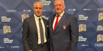 Kupa e Mbretit: Atletico Madrid ofron një ndeshje emocionuese me pesë gola ndaj Barcelonës, duke parë finalen në perspektivë.