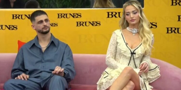 “Kur jam me të, ndiej se jetoj dhe e kam shumë përzemër,” Selin tregon për lidhjen e saj me Gimbon: Më pëlqen që...