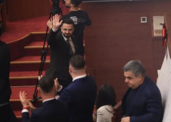 Kushtetuesja hedh poshtë kërkesën e Adriana Kalasë, nuk e shqyrton në seancë çështjen lidhur me procedurën e zgjedhjes së Avokatit të Popullit.