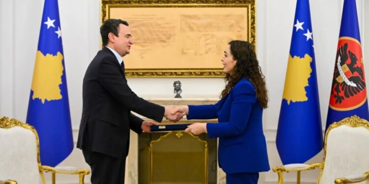 LAJM I FUNDIT/ Presidentja Osmani i ofron mandat Albin Kurtit për krijimin e qeverisë
