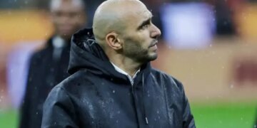 Maroku në vështirësi/ Trajneri që çoi ekipin në gjysmëfinalet e Katar 2022 po rrezikon shkarkimin, me Xavin si kandidat kryesor për të marrë drejtimin në Botëror.