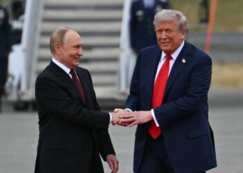 Marrëveshja rekord e 12 trilionë dollarëve për heqjen e sanksioneve: diplomacia sekrete SHBA-Rusi në kontekstin e luftës në Ukrainë.