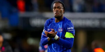 Mbrojtësi i papërshtatshëm te Chelsea transferohet te ekipi që është në garë për mbijetesë, kërkesë nga Milani.