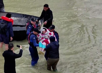 Më shumë se 50,000 individë pa strehë si pasojë e përmbytjeve në Marok, situata rëndohet për shkak të lëshimeve të kontrolluara të ujit nga një digë.