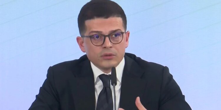 Ministri Vengu: Forcat tona veprojnë nën mbështetje të një aleati më të fuqishëm për situatën në Gazë