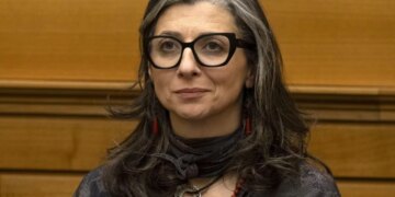 Ministri i Jashtëm francez e ka kërkuar dorëheqjen e saj, ndërsa raportuesja speciale e OKB-së, Francesca Albanese, reagon: Franca ka bërë një gabim, megjithatë…