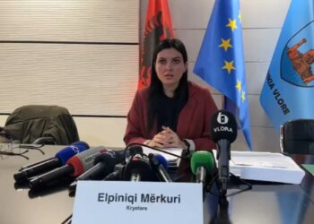 Munguan votat e nevojshme për miratimin e rendit të ditës, mbledhja e Këshillit Bashkiak të Vlorës e ndërprerë.