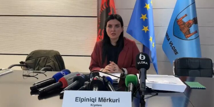 Munguan votat e nevojshme për miratimin e rendit të ditës, mbledhja e Këshillit Bashkiak të Vlorës e ndërprerë.