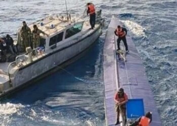 Nëndetësja ngarkohet me 4 ton kokainë në Paqësor, autoritetet meksikane godasin organizatat ndërkombëtare të trafikut të drogës.