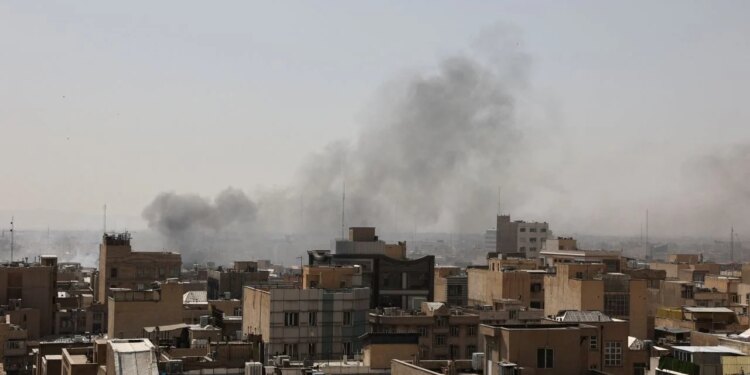 Nga BE dhe Kosova te Marine Le Pen, mbështetje për sulmin ndaj Iranit: Populli të fitojë