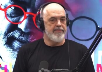 “Njoftova publikisht shqetësimin për maskaradën e sistemit gjyqësor në Hagë”/ Rama në podkastin “Flasim” për ish-udhehqësit e UÇK-së: Kërkesë ekstreme për 45 vjet burg.