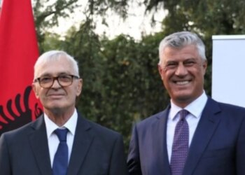“Nostalgji dhe lodhje”/ Ish-Presidenti Meidani përkujton takim me ish-krerët e UÇK: Pas kthimit nga Parisi, ndalesa në Rinas…